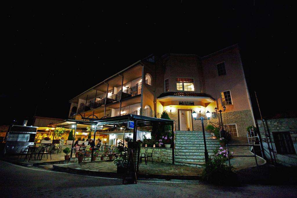 Χenonas Ziakos Hotel Amárantos Exterior foto